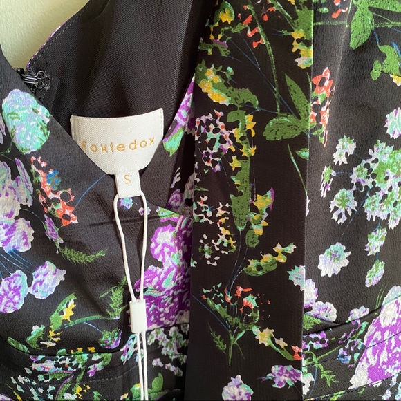 Foxiedox Tinley Floral Cropped Jumpsuit - Picture 3 of 3